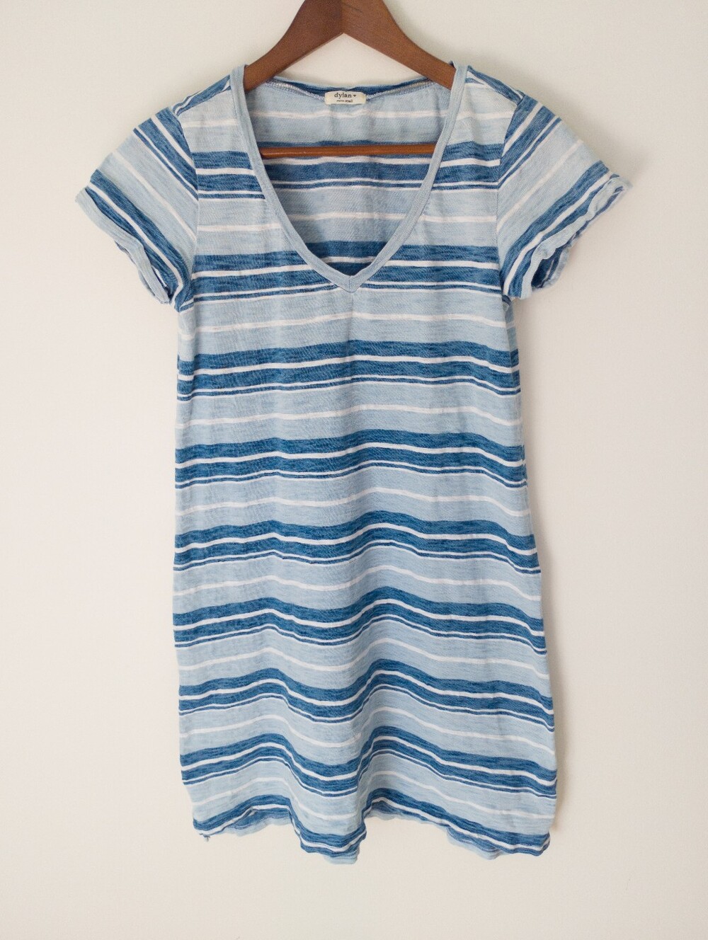 Dylan Textured Slub Stripe V-Neck Dress Extra Small